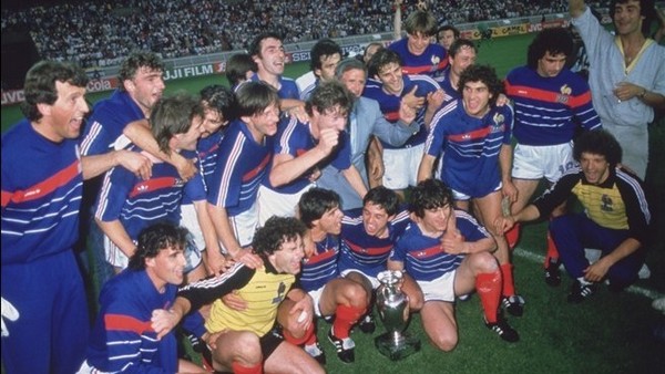 équipe de France vainqueur euro 1984